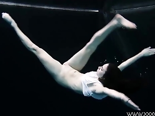 Andrejka Swims Vacant Beside Dramatize Expunge Pool